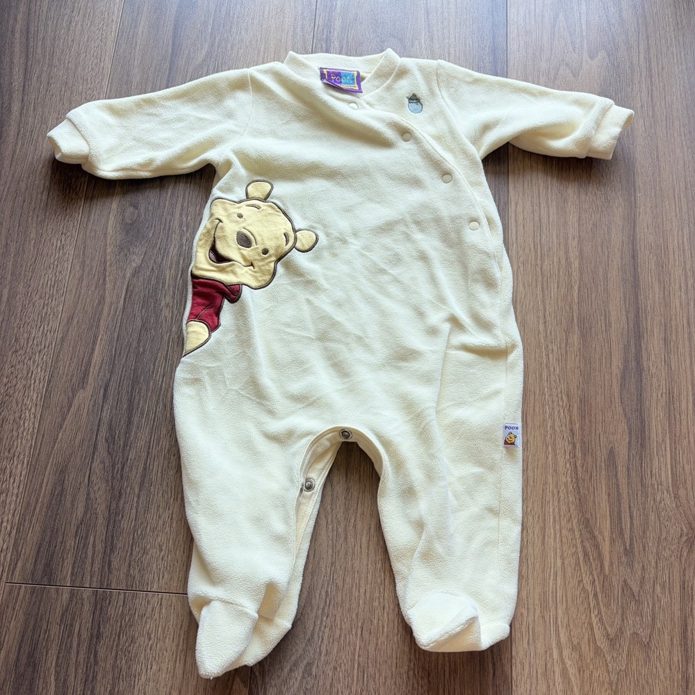 Vintage Y2K Winnie The Pooh Disney Yellow Footie One Piece Fleece Size 6M Pooh